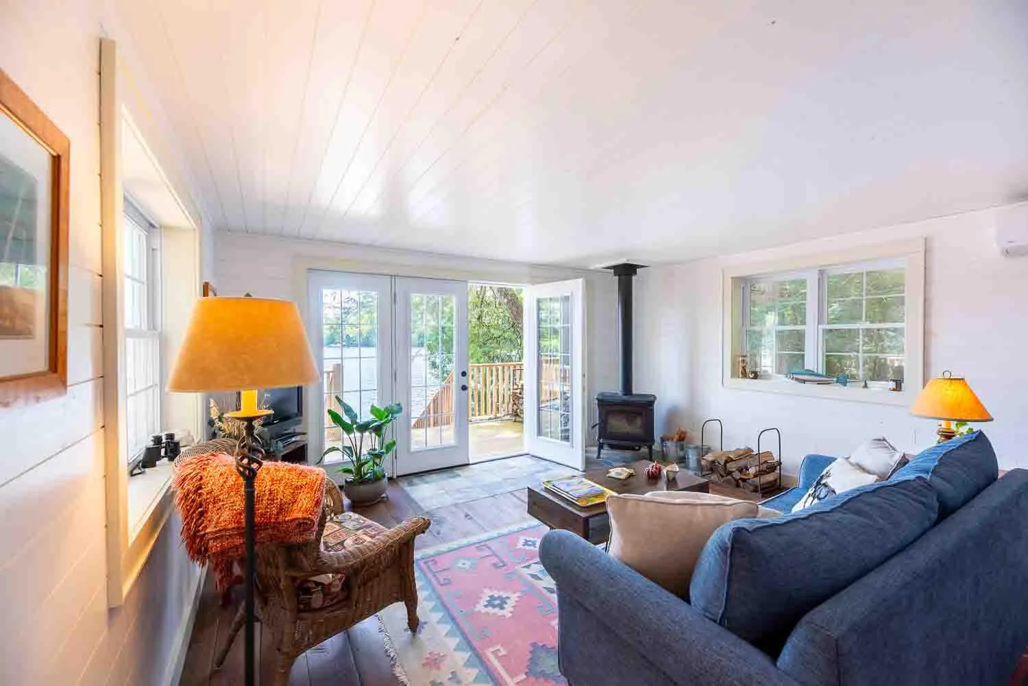 Guest cottage living area