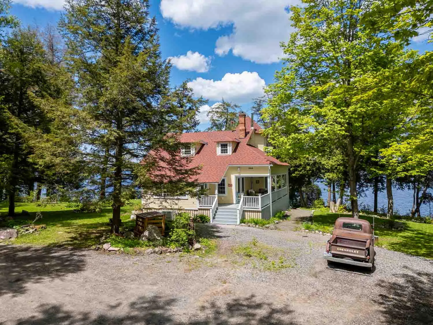 Front view of 108 Starratt Road Burks Falls