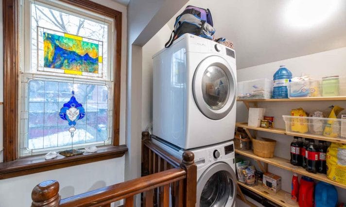 unnamed-21 108 Ontario st Burks Falls - laundry room