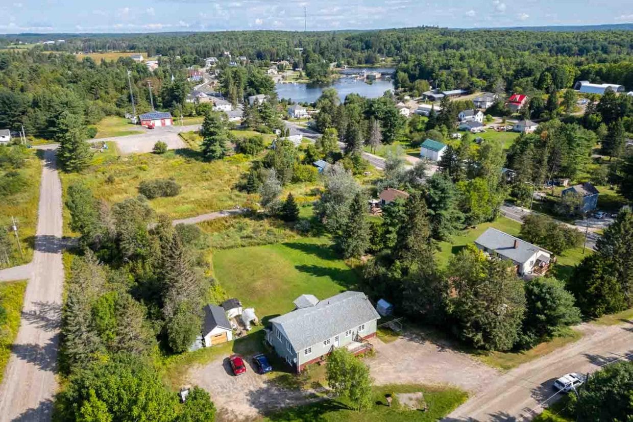 187 Victoria St. Magnetawan aerial view